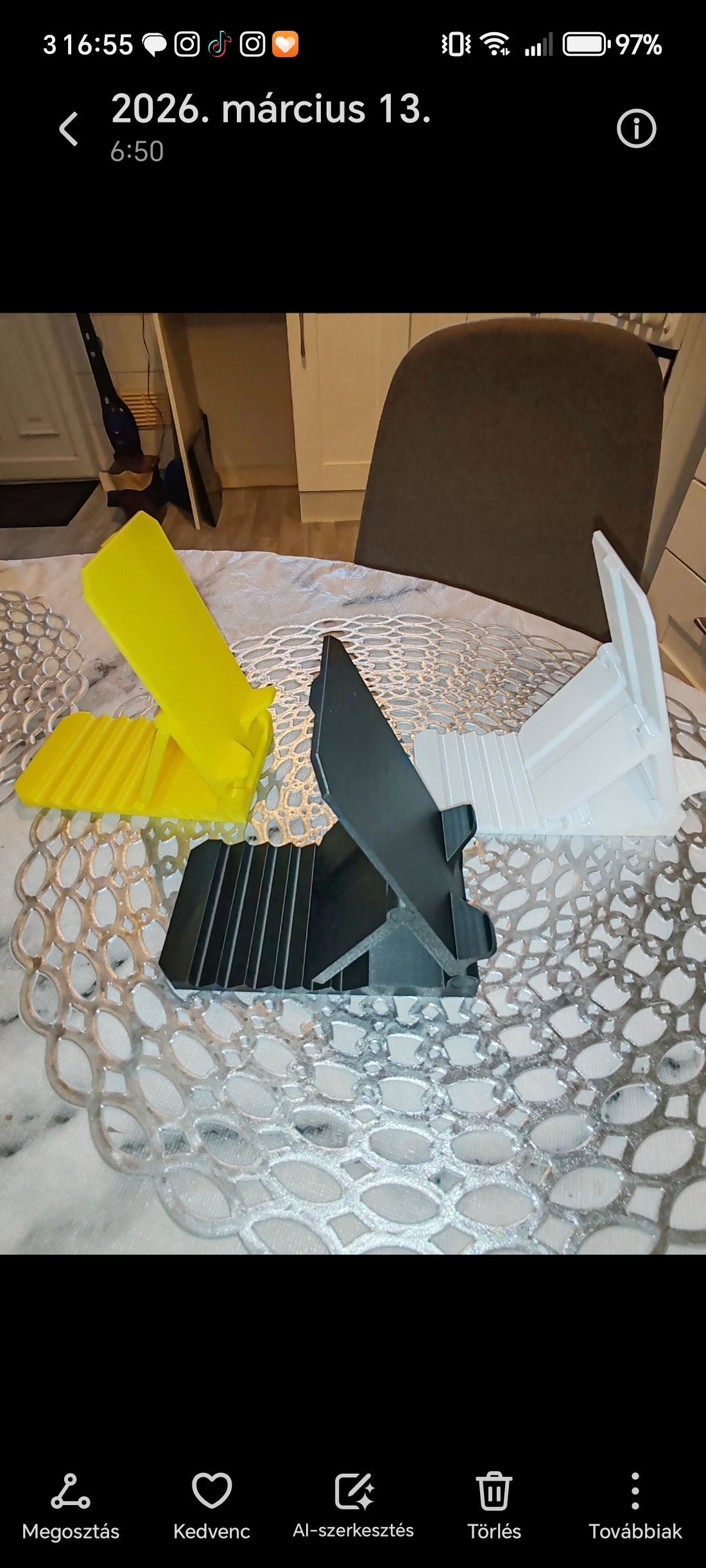 Foldable Phone Stand – 3D Printed